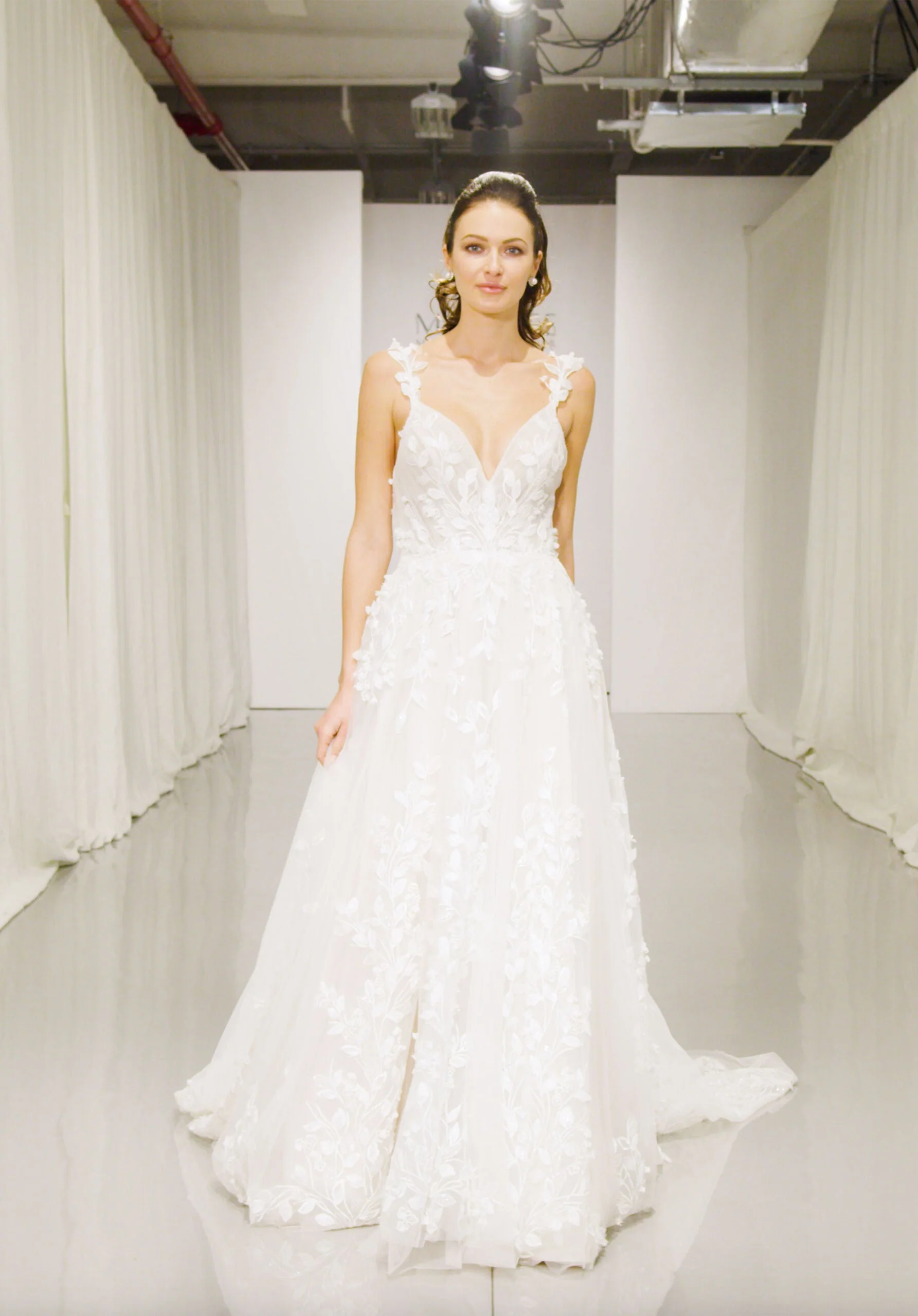 Adelaide Wedding Dress - Image 4