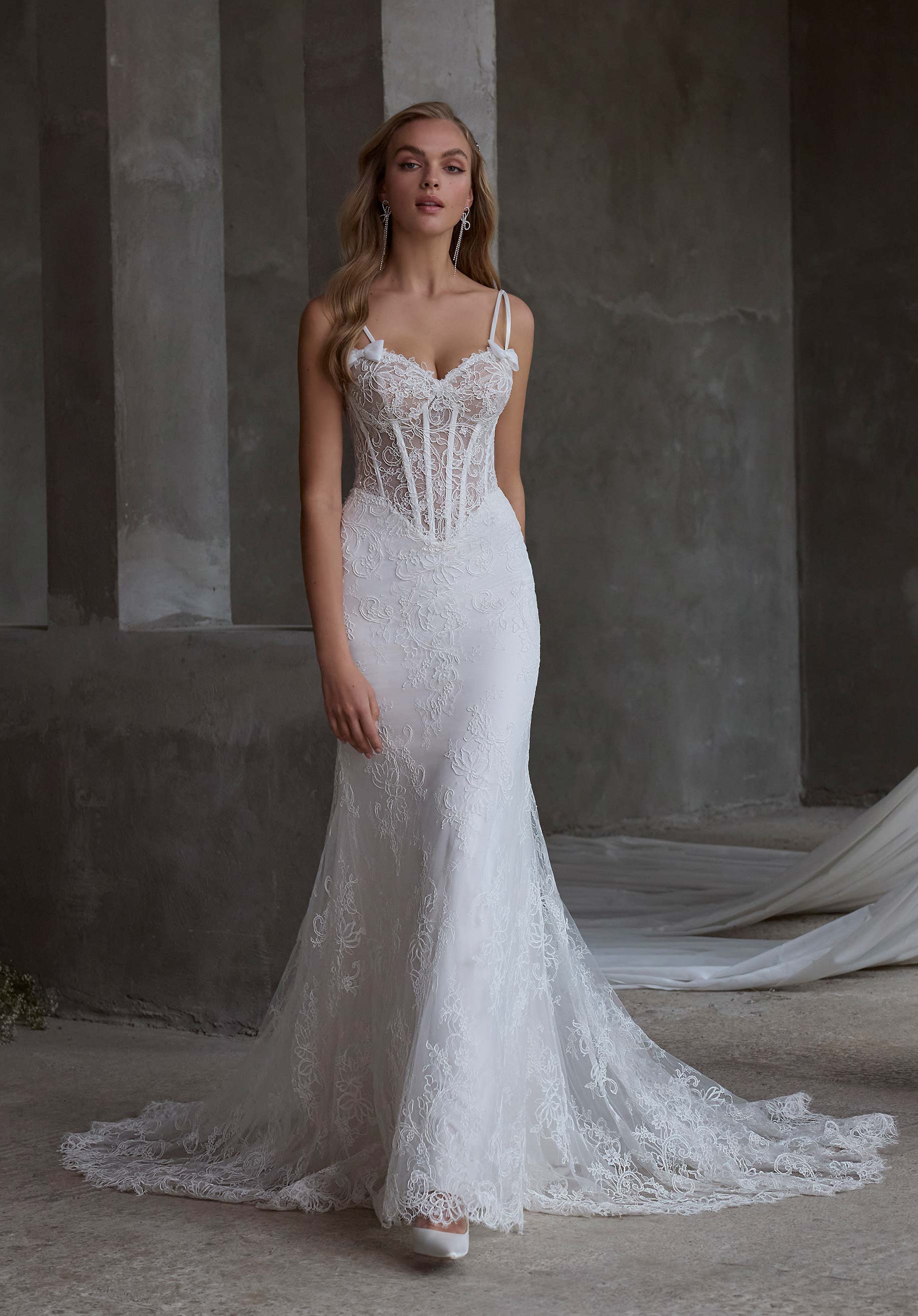 Arty Wedding Dress - Image 5