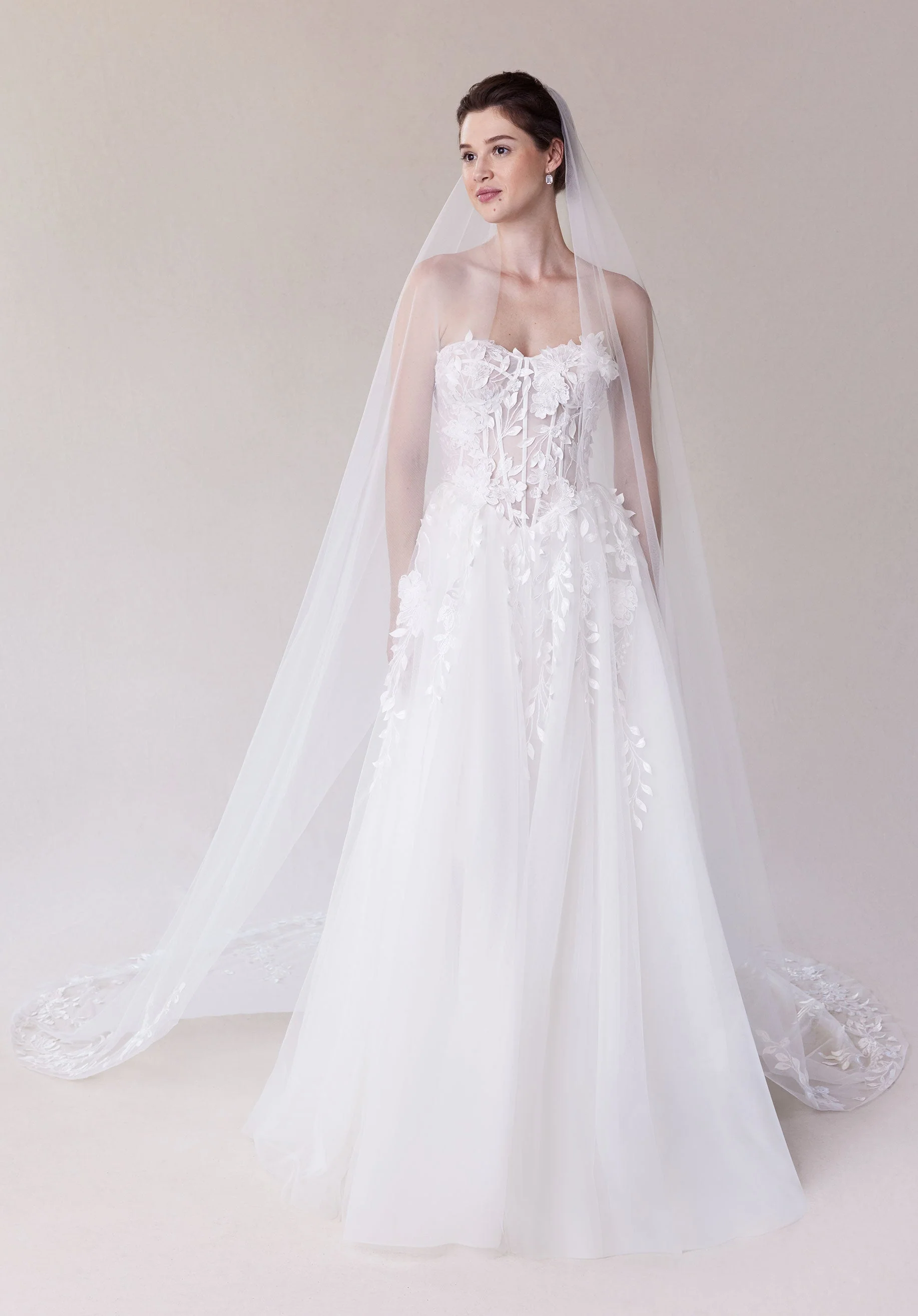 Cathedral Length Three Dimensional Floral Tulle Veil - Image 6