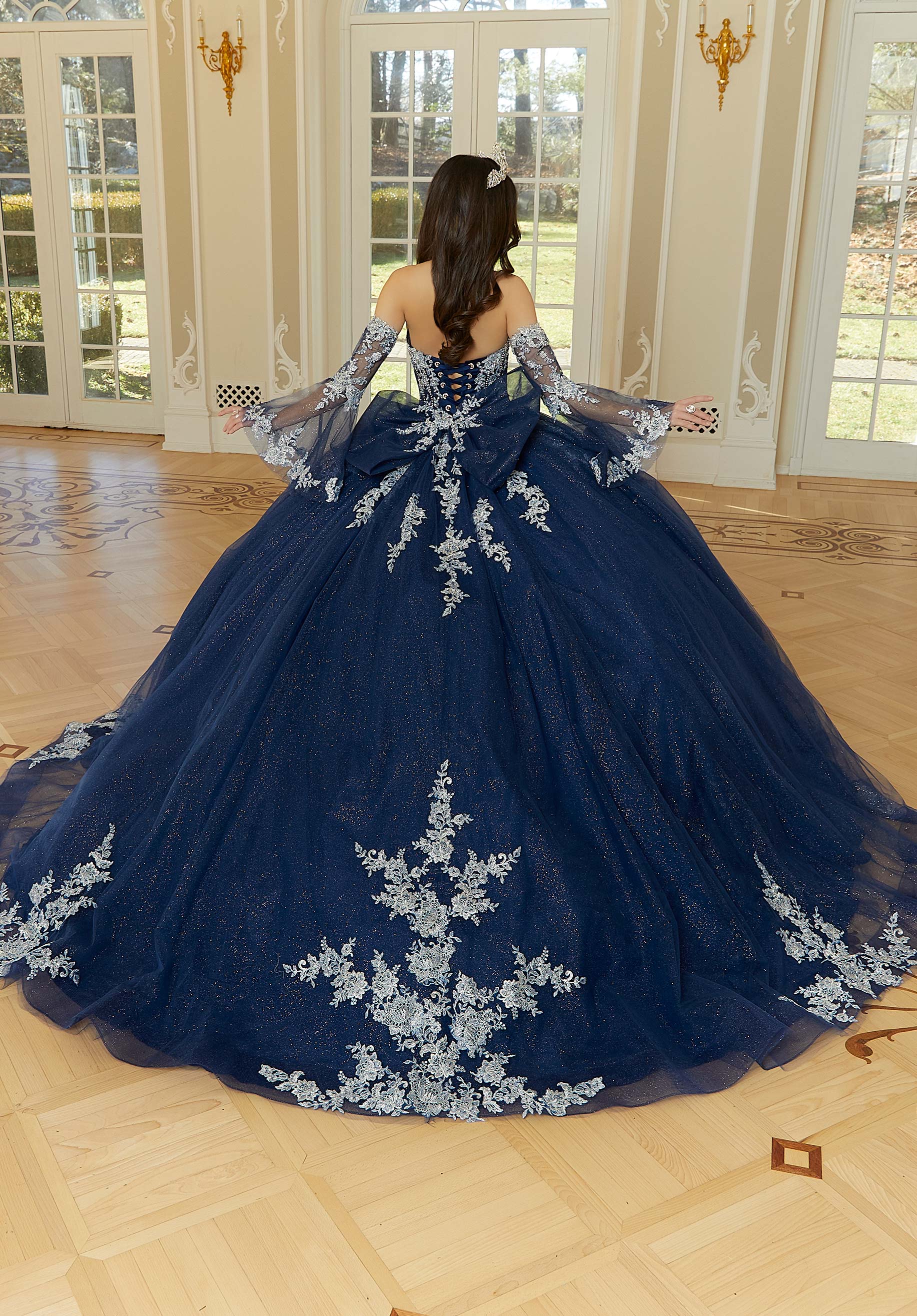 Crystal Beaded Metallic Lace Quinceañera Dress with Bell Sleeves - Image 7