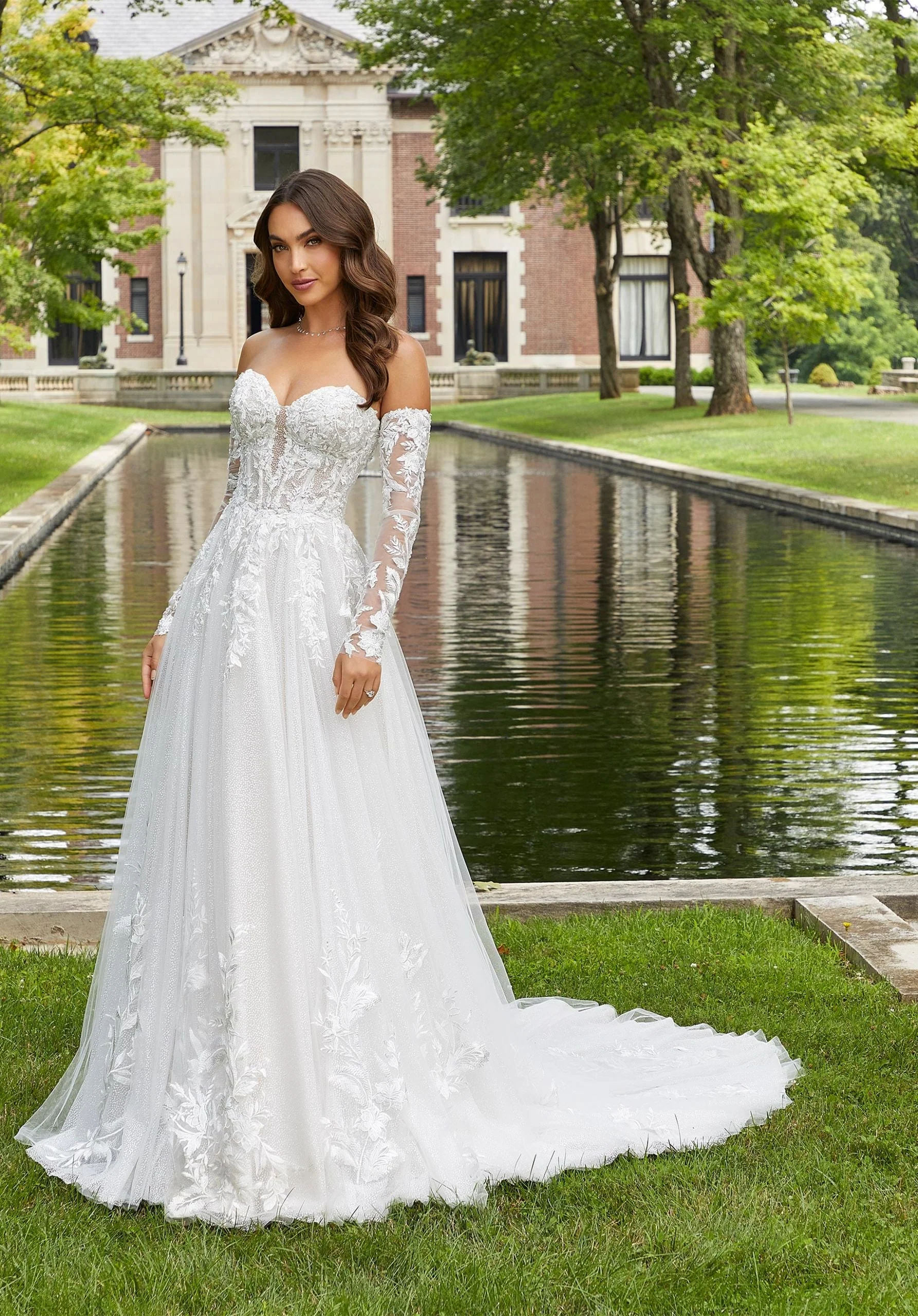 Dominique Wedding Dress - Image 5