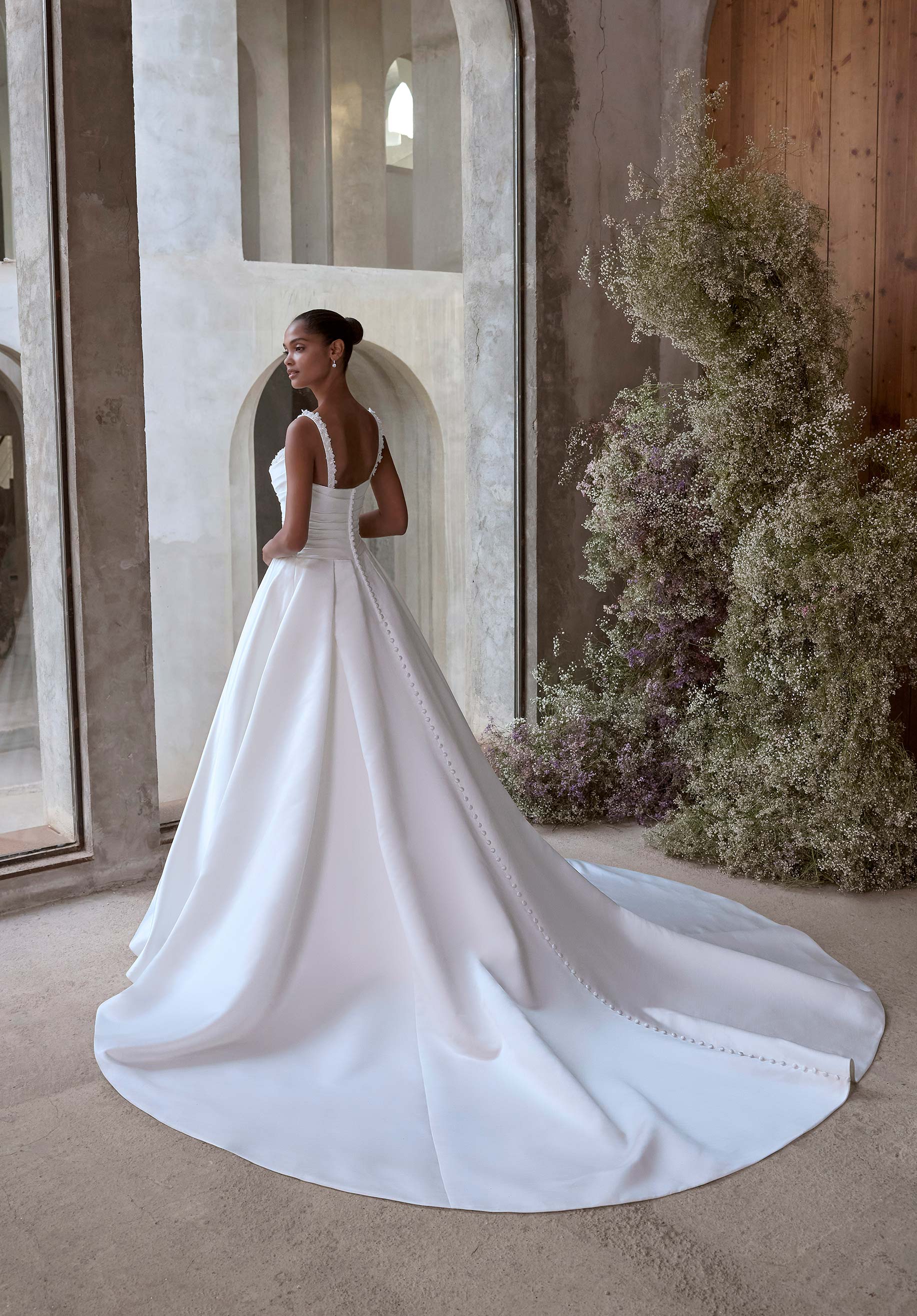 Electra Wedding Dress - Image 3