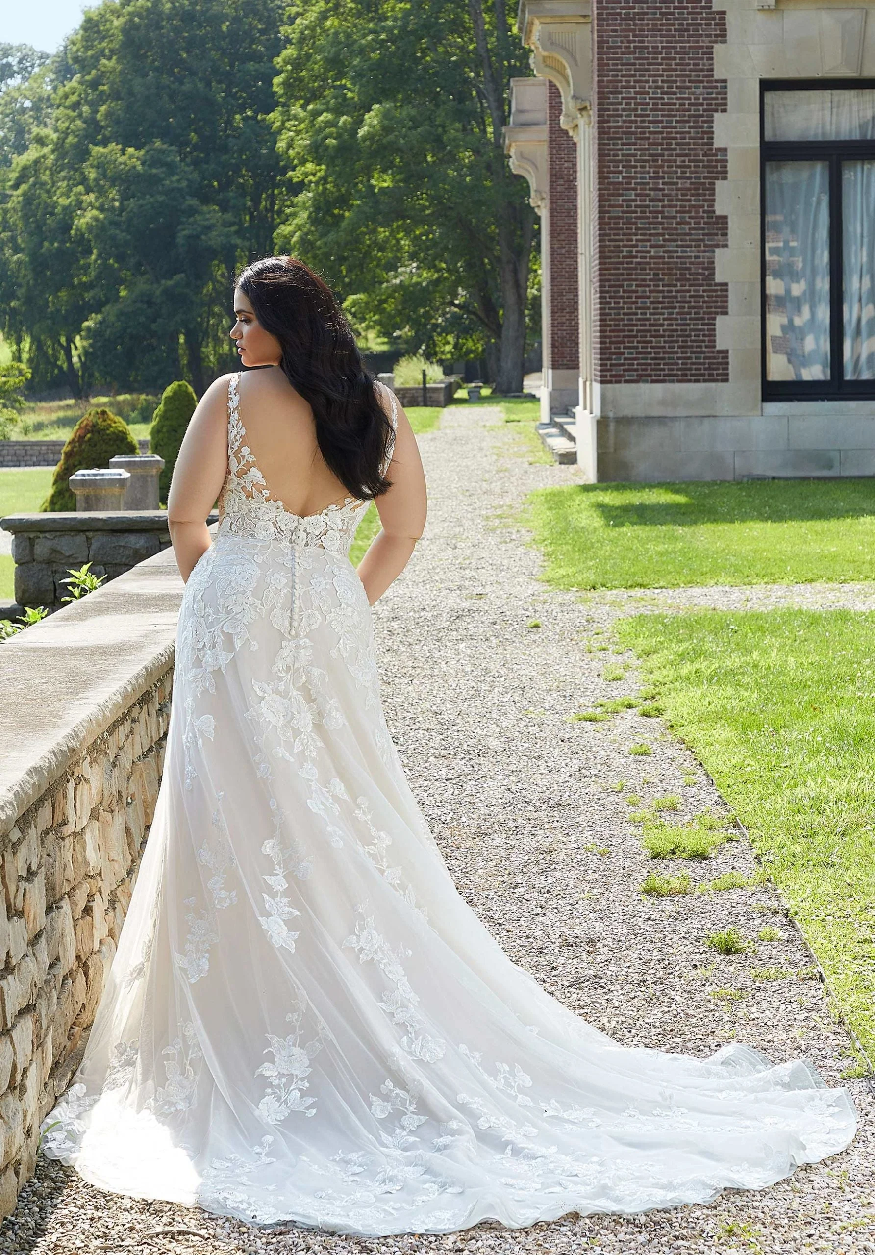 Erica Wedding Dress - Image 3
