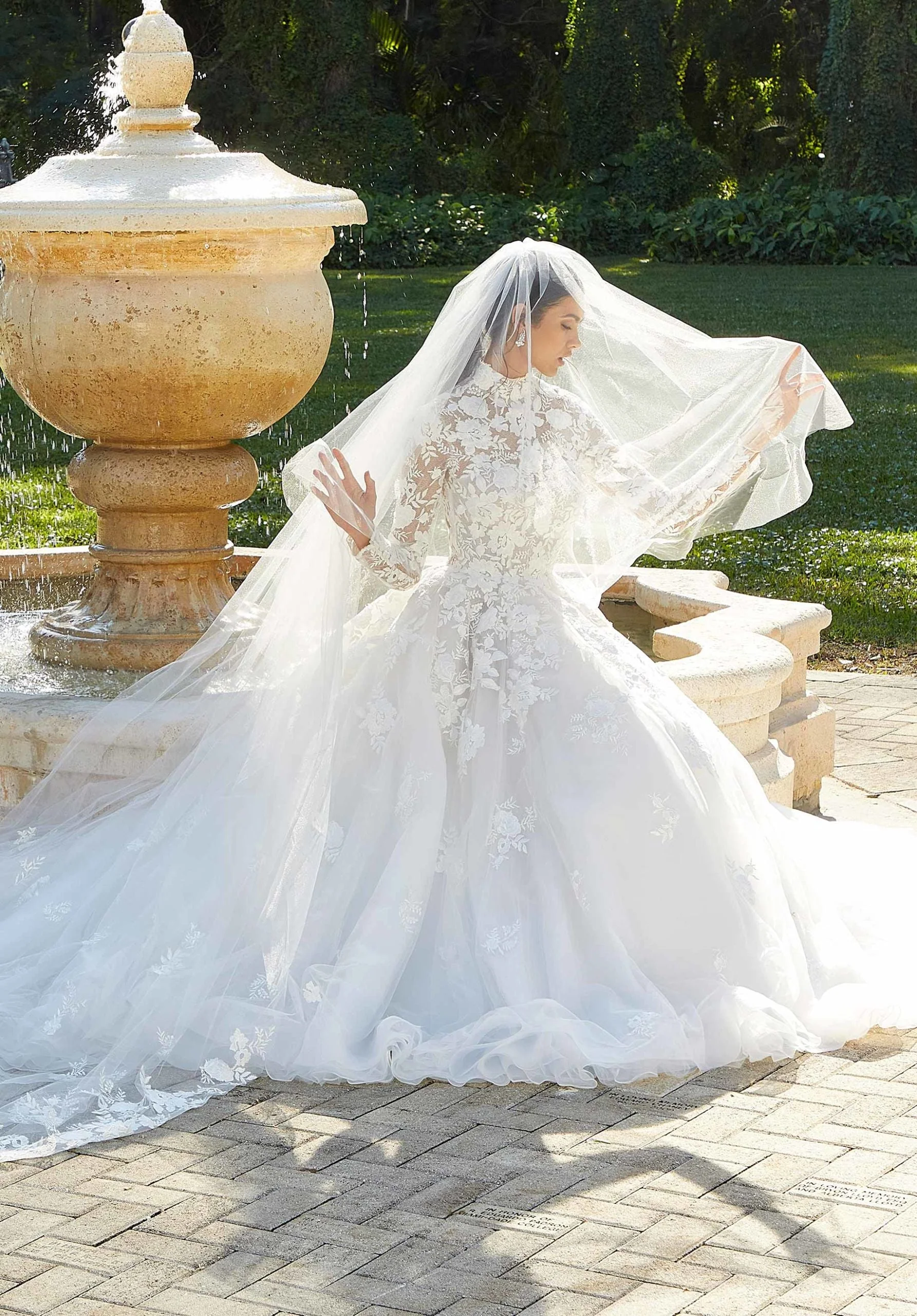 Grazia Wedding Dress - Image 5