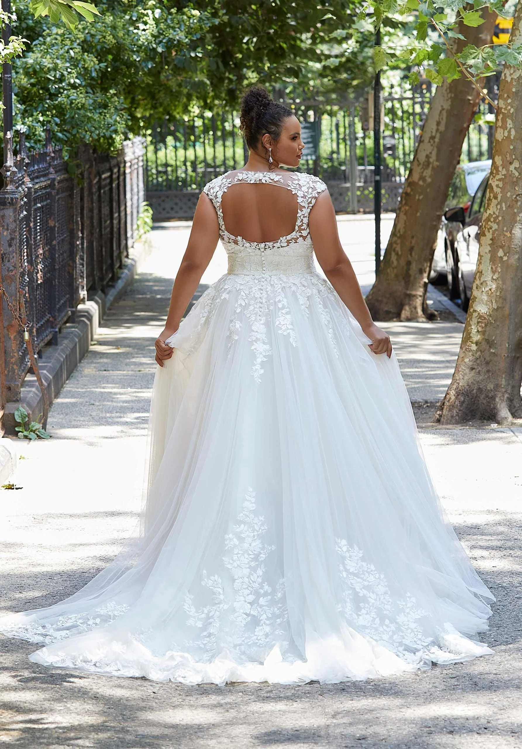 Hadley Wedding Dress - Image 4
