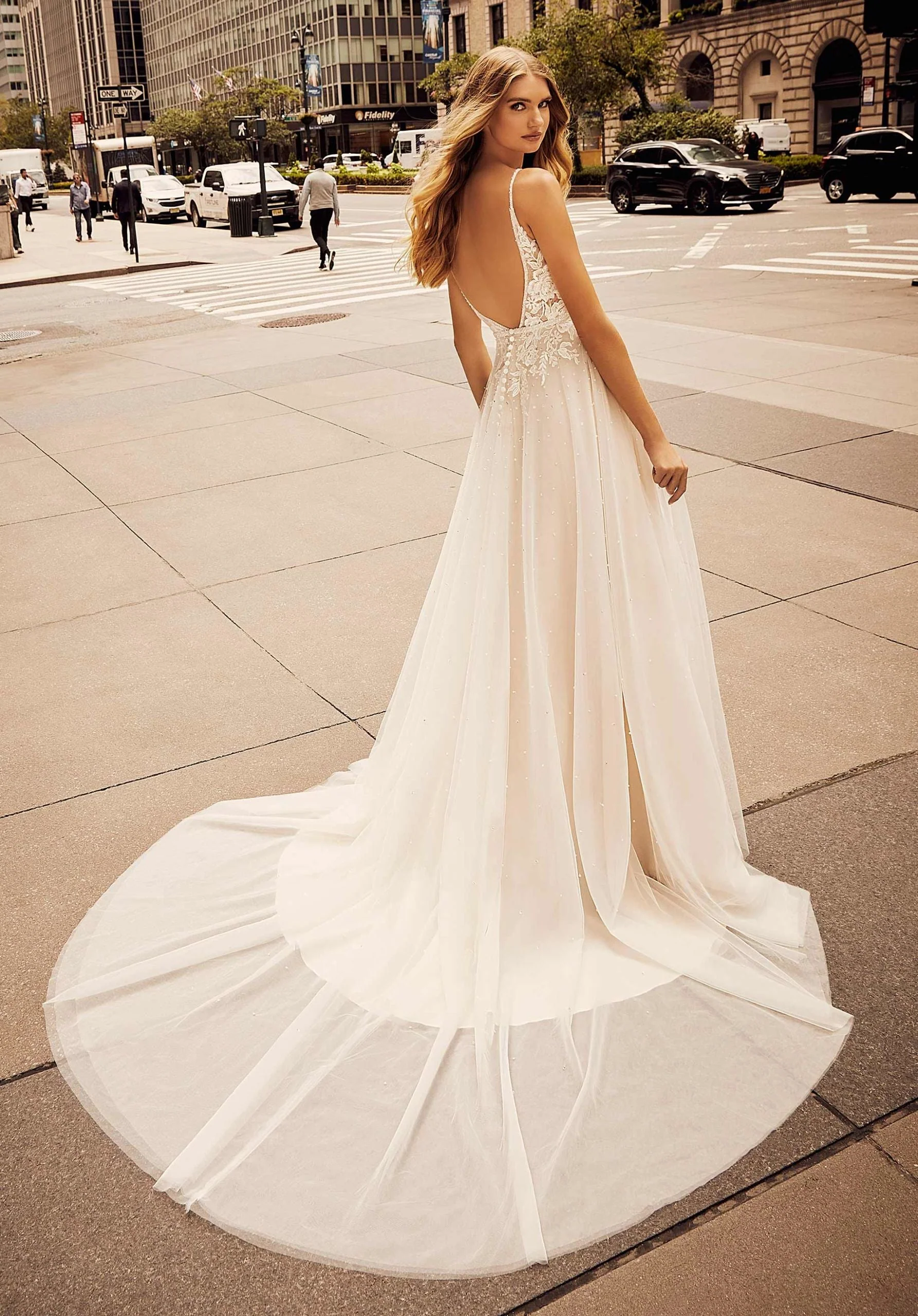 Juliana Wedding Dress - Image 4