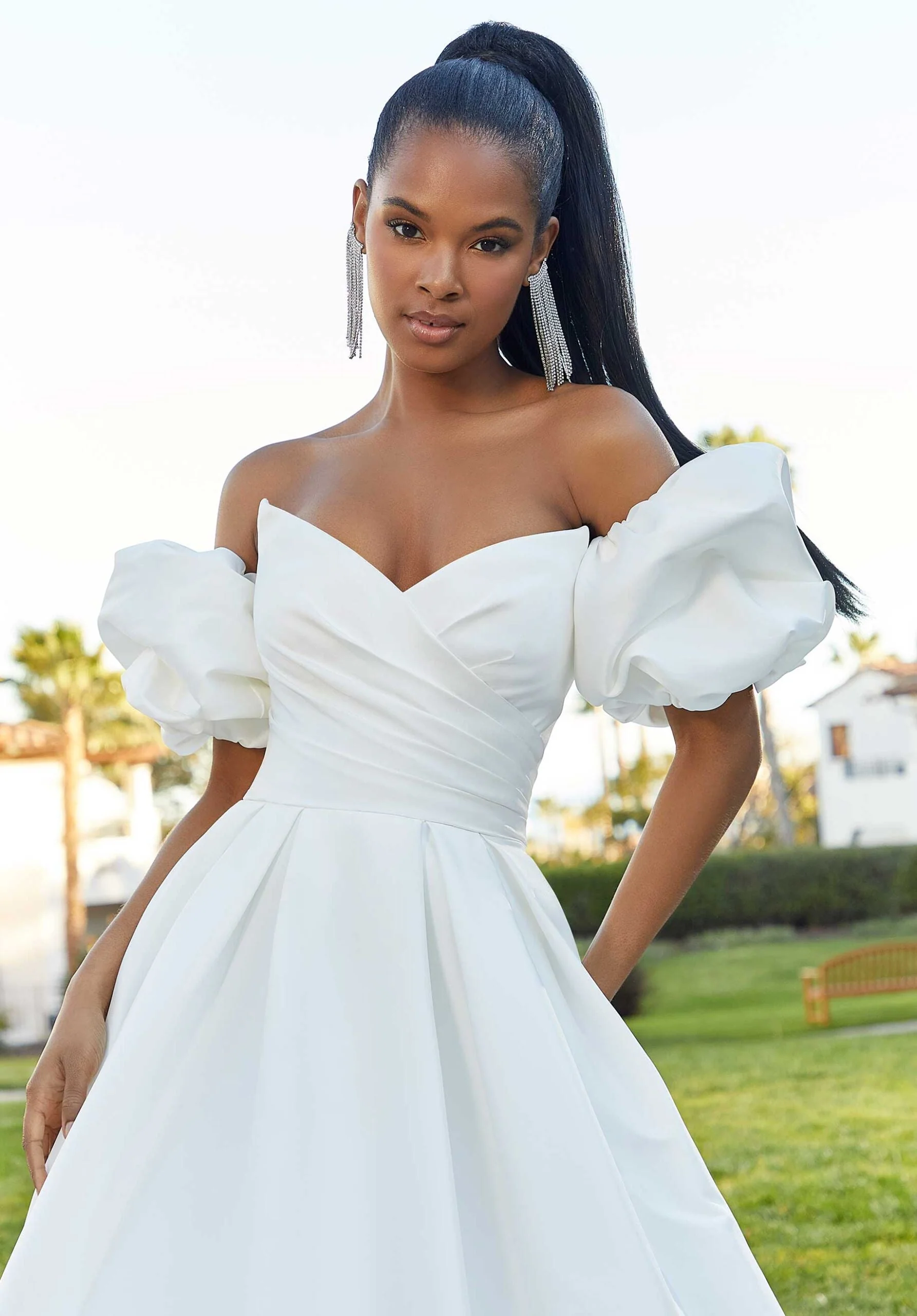 Martina Wedding Dress - Image 2