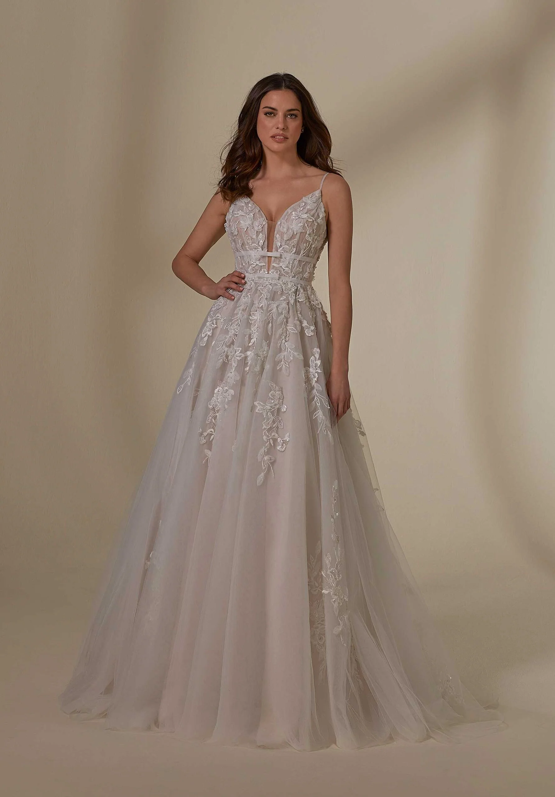 Matilda Wedding Dress - Image 5