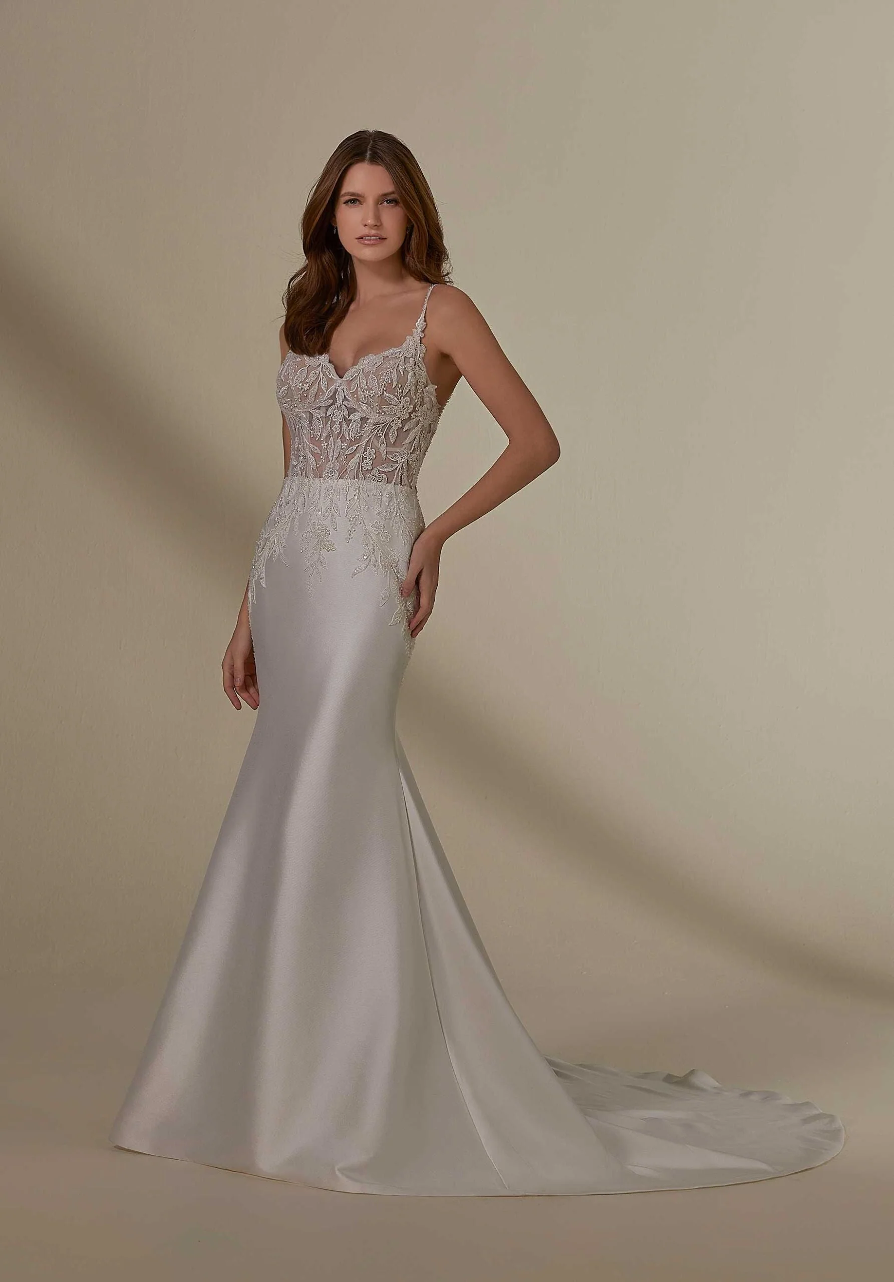 Mila Wedding Dress - Image 4