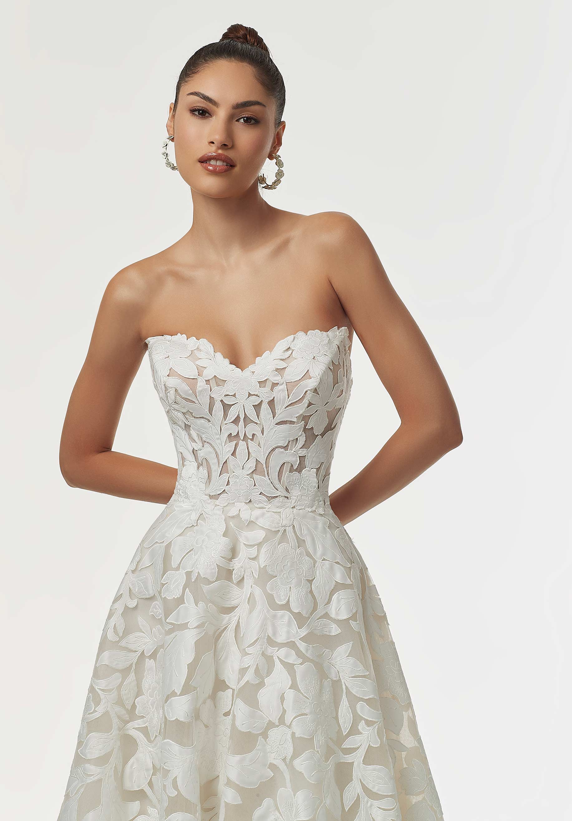 Nanette Wedding Dress - Image 4