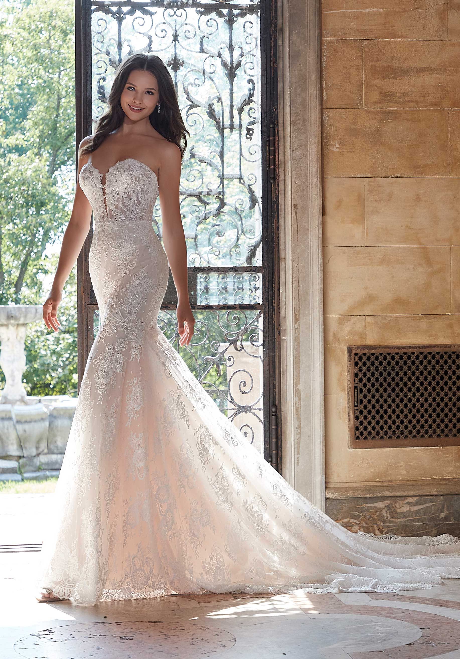Paula Wedding Dress - Image 4
