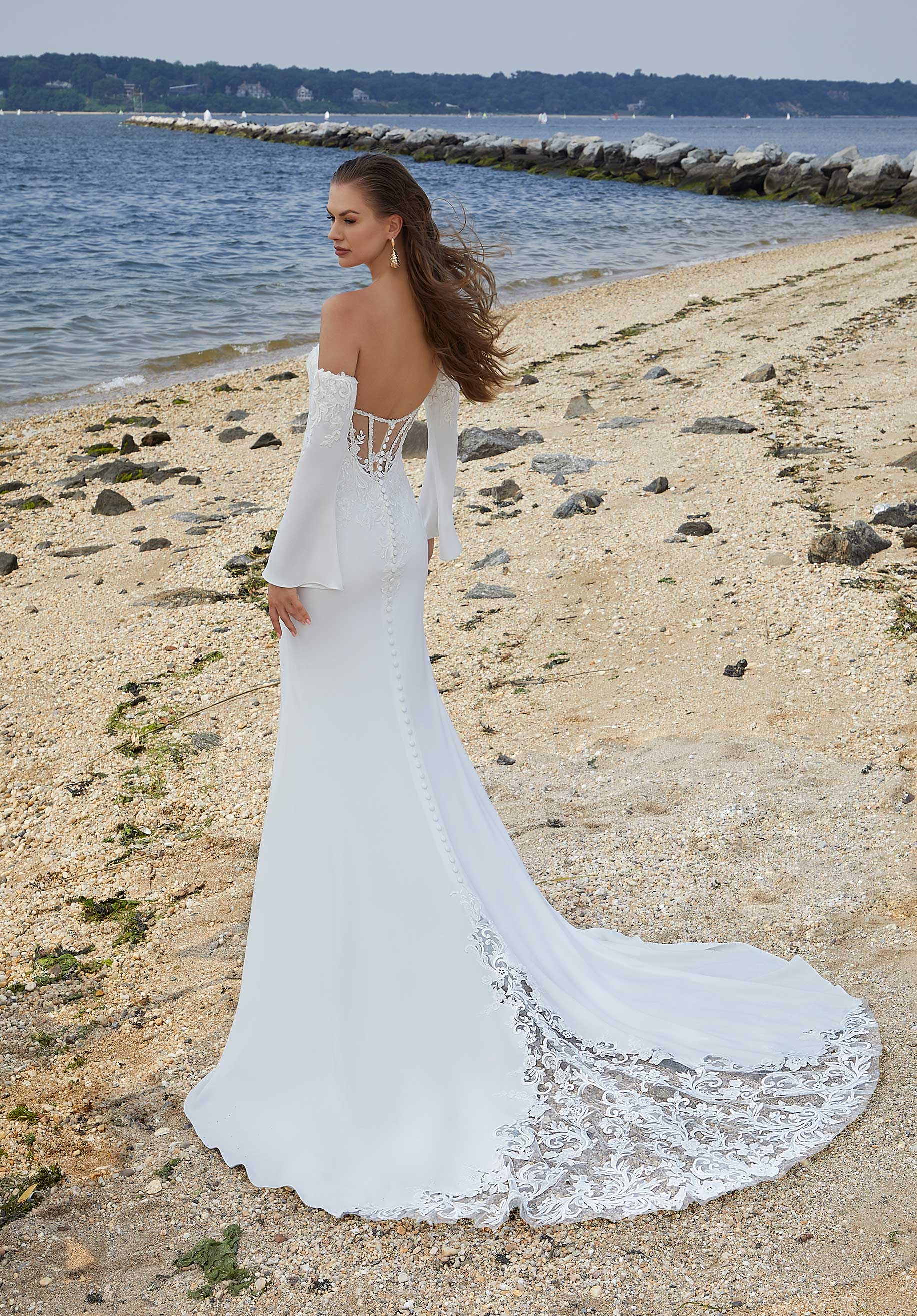 Pura Wedding Dress - Image 4