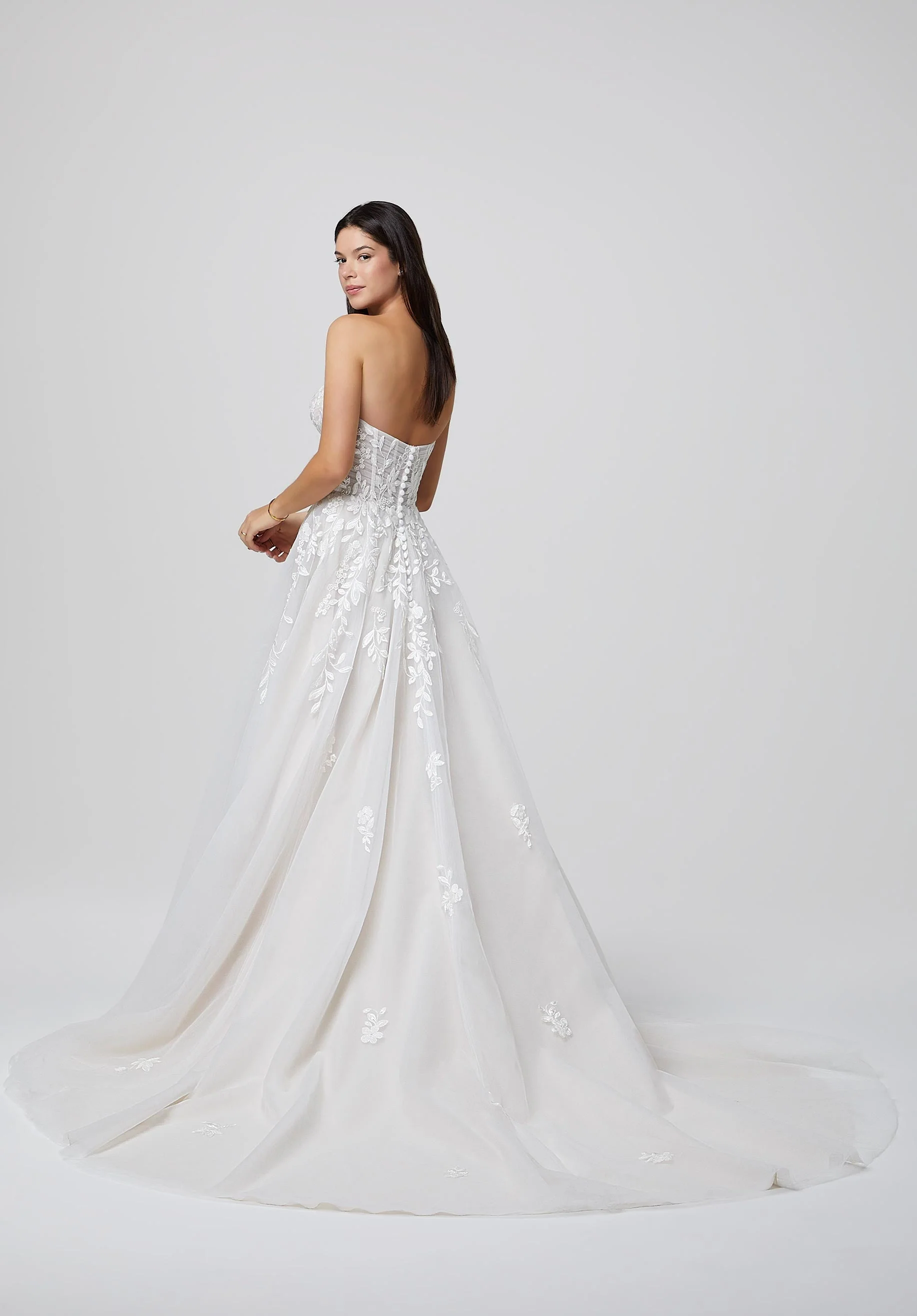 Roksana Wedding Dress - Image 4