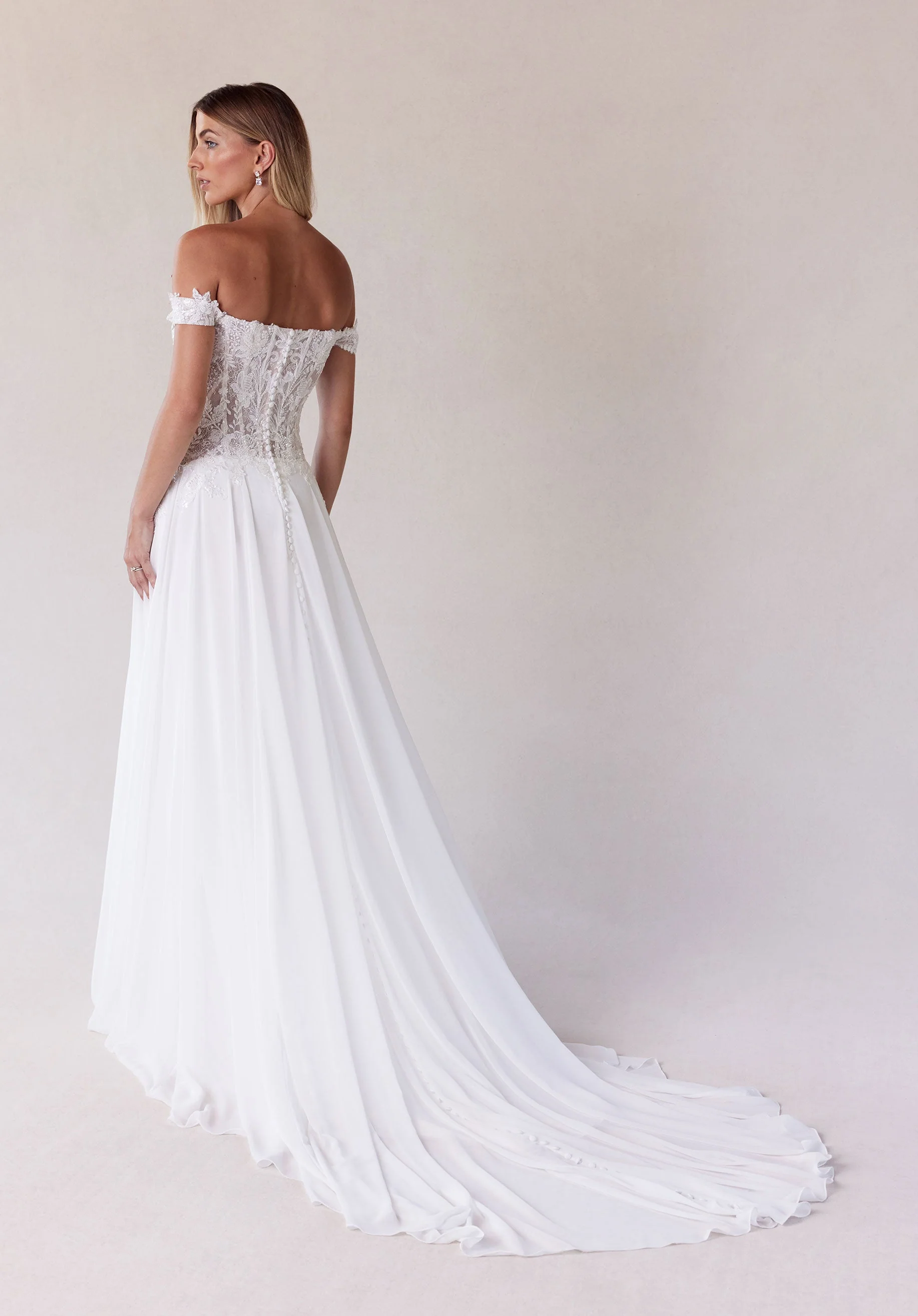 Sevren Wedding Dress - Image 7
