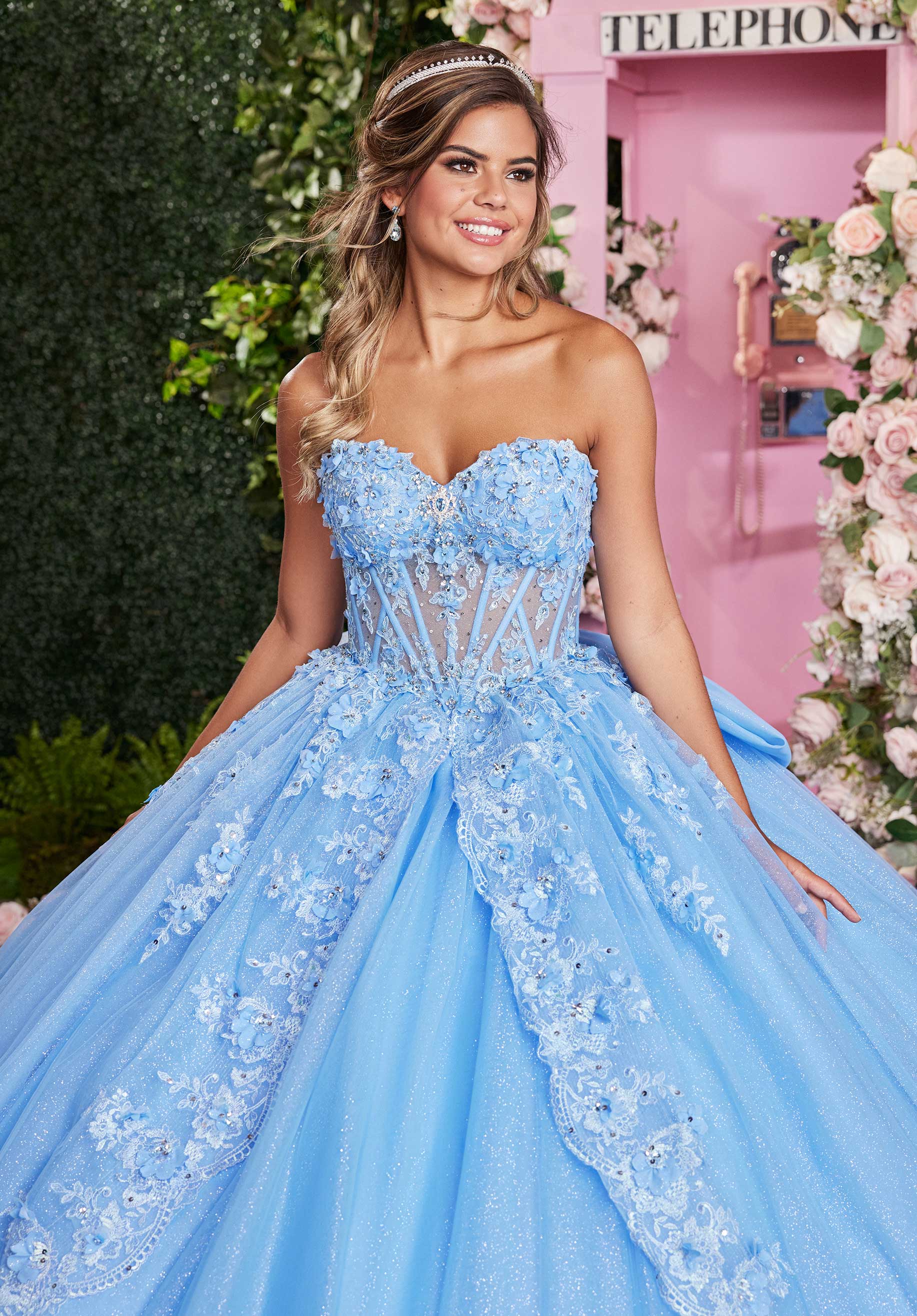 Sheer Sweetheart Quinceañera Dress with Split Skirt and Tiered Back - Image 6