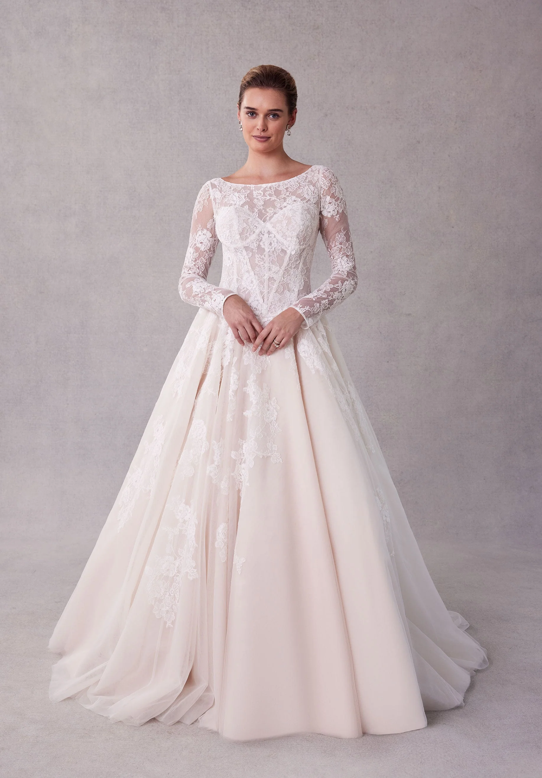 Stelle Wedding Dress - Image 9