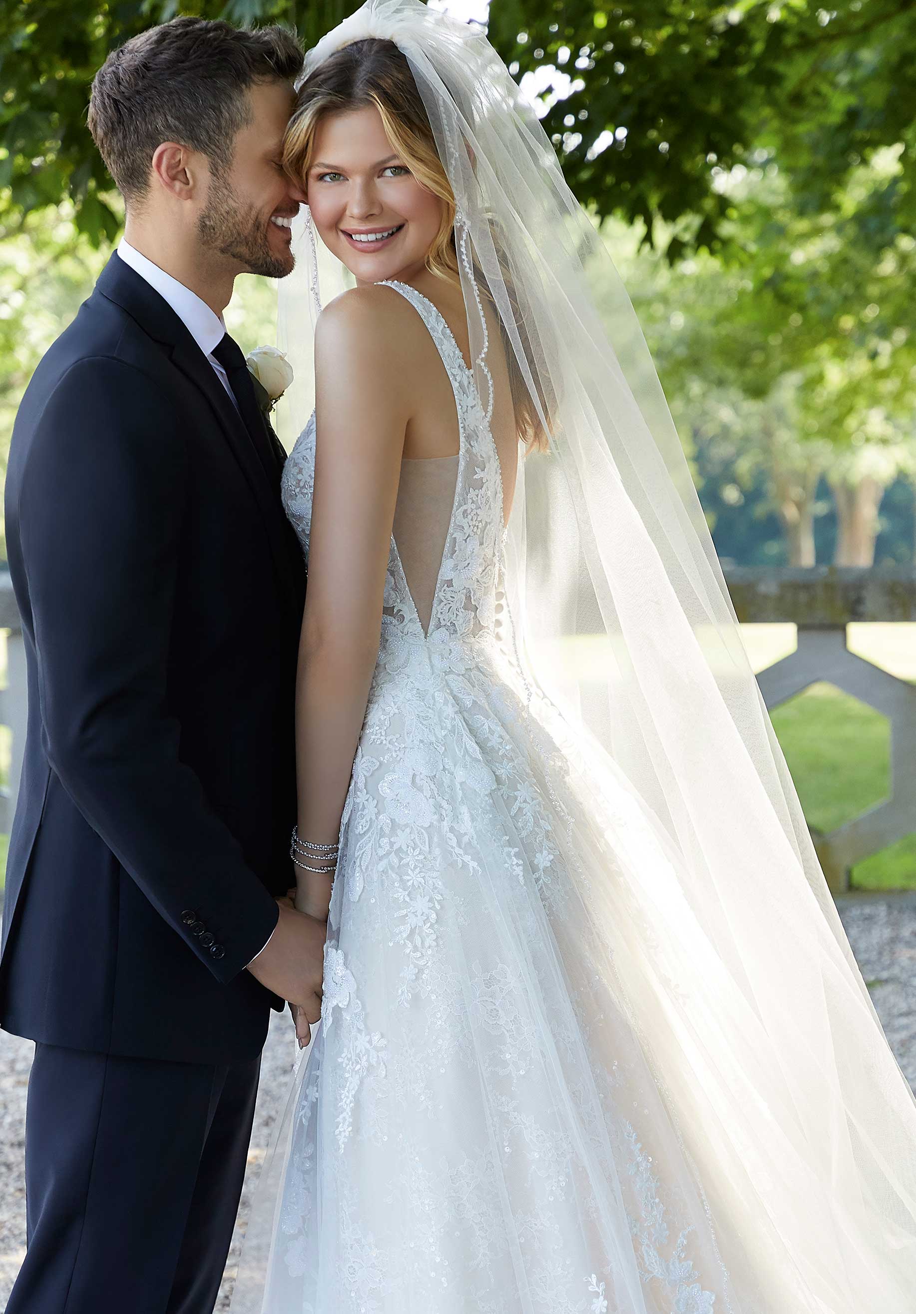Suzanne Wedding Dress - Image 3